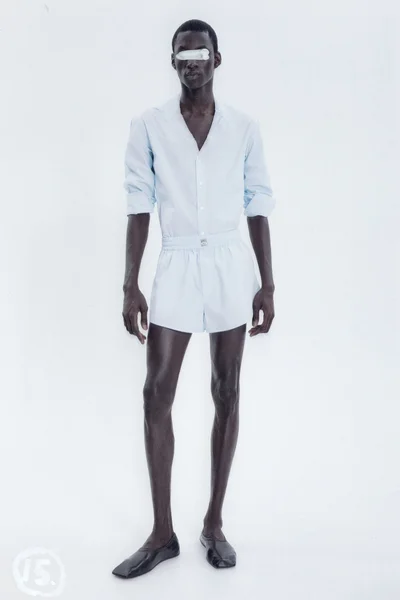 Look 15
